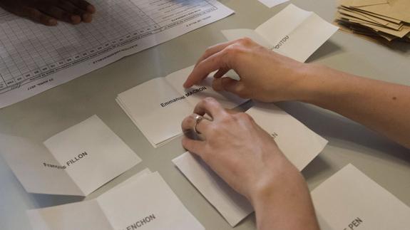 Recuento de los votos en Francia.