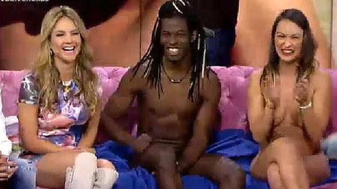Coman y Ana, de 'Adán y Eva', entrevistados desnudos en Telecinco