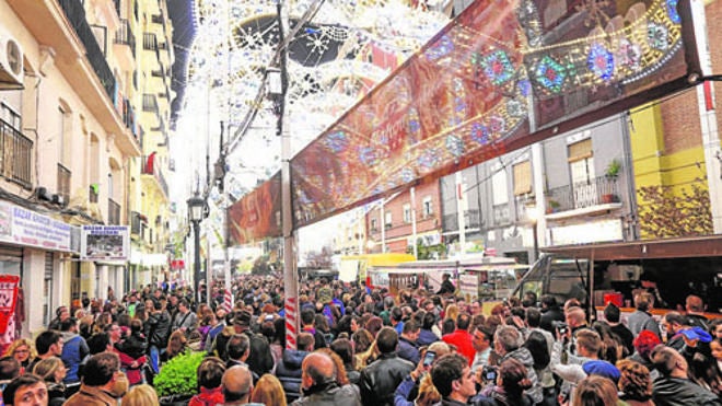 Llenazo solidario a la luz de Cuba