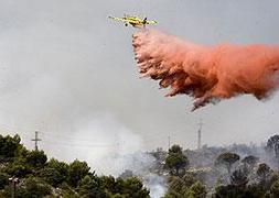 Un incendio calcina cinco hectáreas de monte en Santa Anna