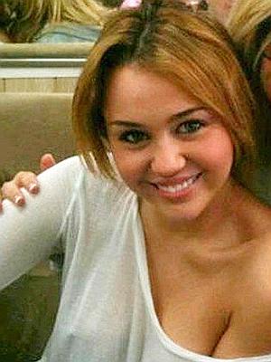 Miley Cyrus cuelga en Twitter una foto sin ropa interior | Las Provincias