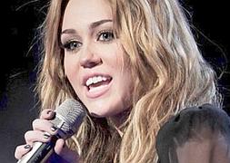 Miley Cyrus negocia ser jurado de 'Factor X'