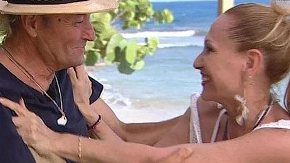 Momento del reencuentro de Amador y Rosa en 'Supervivientes', cinco meses después de divorciarse. 