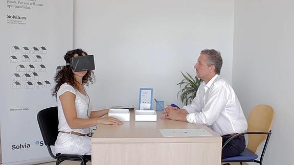 El Sabadell venderá pisos mediante realidad virtual