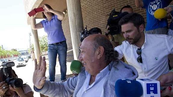 El diseñador, en el juzgado de Llíria.