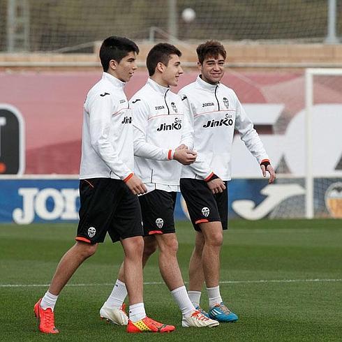 Carlos Soler en primer plano.