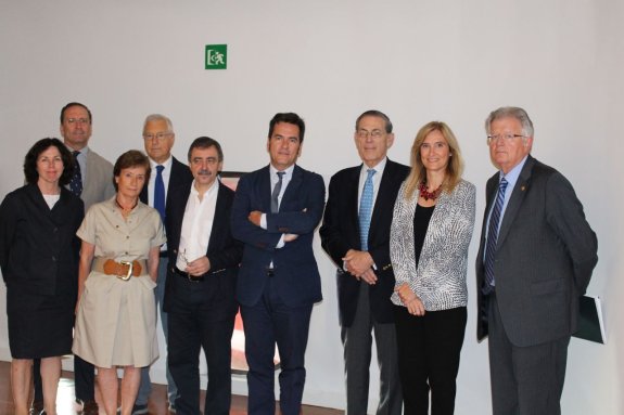 Miembros del comité de selección, reunido ayer en Madrid. :: lp