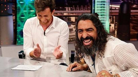 Pablo Motos y Diego el Cigala, ayer en 'El Hormiguero'.