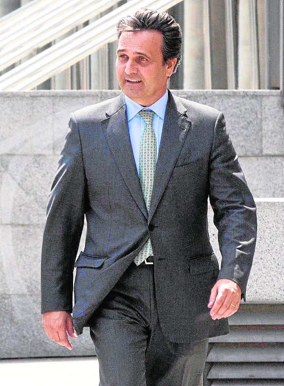 Enrique Simó. El actual director. :: damián torres