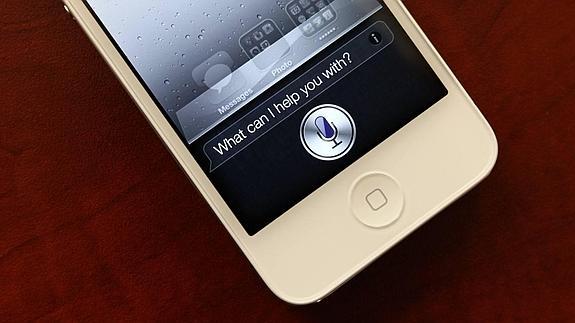 Siri de Apple ayuda a una niña a rescatar a su madre