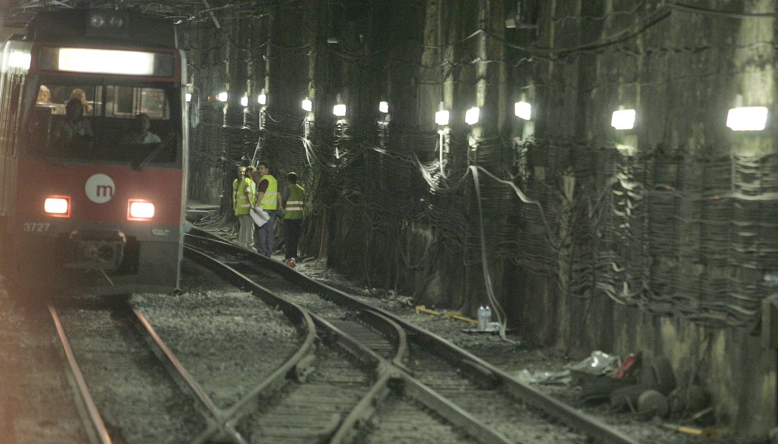Imagen del accidente mortal del metro de la línea 1 a su paso por la estación de Jesús.