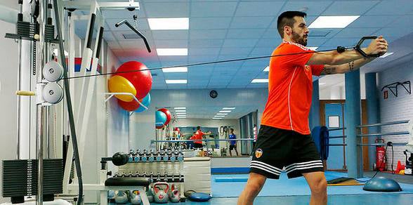 El `Tiburón´ Negredo se recupera en la ciudad deportiva