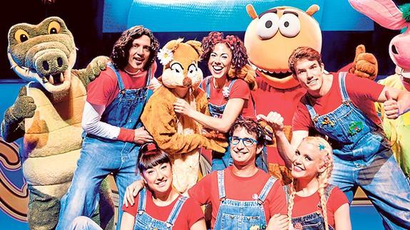 Los actores encargados de Cantajuego.