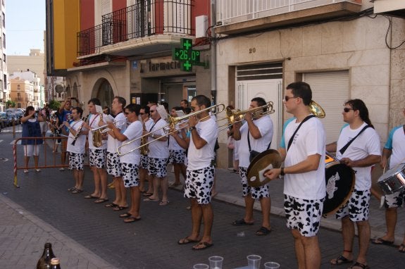 Tavernes aplaza la mascletà de las fiestas una semana ante el riesgo de incendios