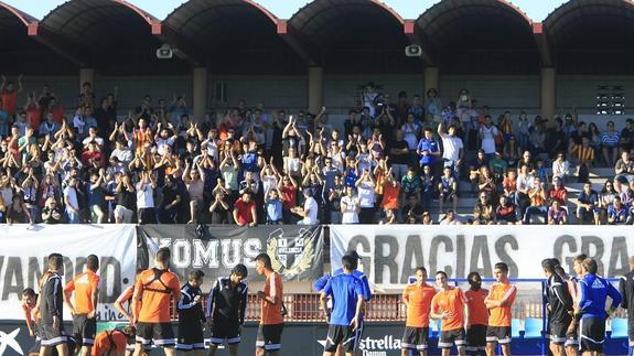 El Valencia se ejercita ante más de 2.000 aficionados