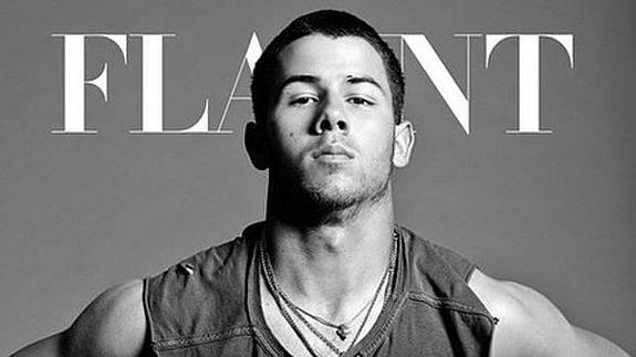 Nick Jonas se desnuda para una revista