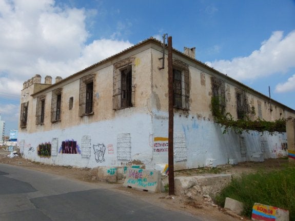 La alquería de la Torre, en una imagen cedida por Círculo por la Defensa del Patrimonio. :: lp