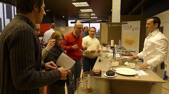 Un curso de cocina en Valencia. 