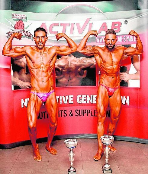 Alfredo Lloria y José Ruiz, con sus trofeos.