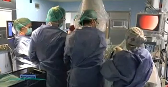 Reconstruyen la nariz de una niña a partir del cartílago y la piel de su oreja