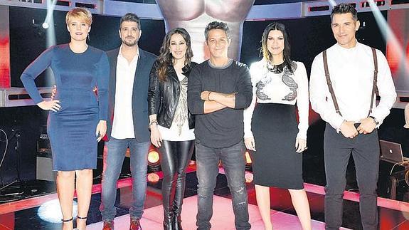 Tania Llasera, Antonio Orozco, Malú, Alejandro Sanz, Laura Pausini y el presentador Jesús Vázquez. 