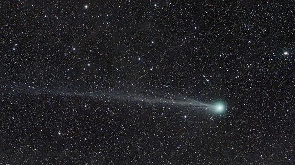 Fotografían desde Valencia al cometa Lovejoy en su máxima intensidad