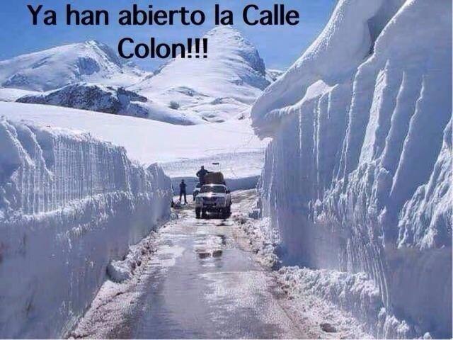 Memes y fotos falsas de la nieve en Valencia