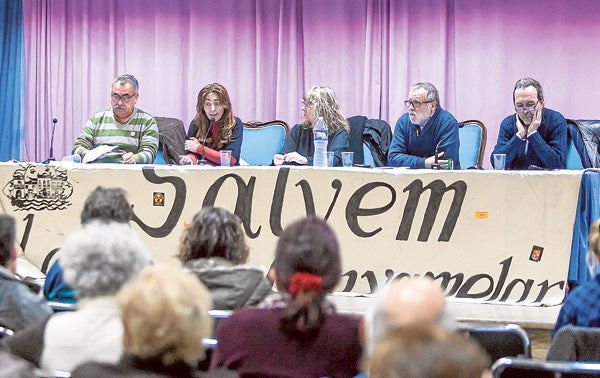 Asamblea de la plataforma Salvem el Cabanyal.