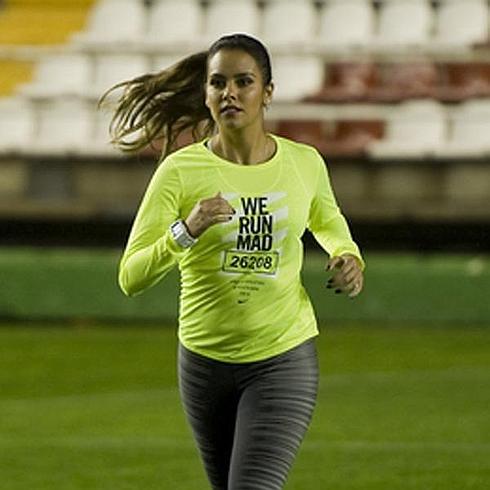 Cristina Pedroche haciendo running.