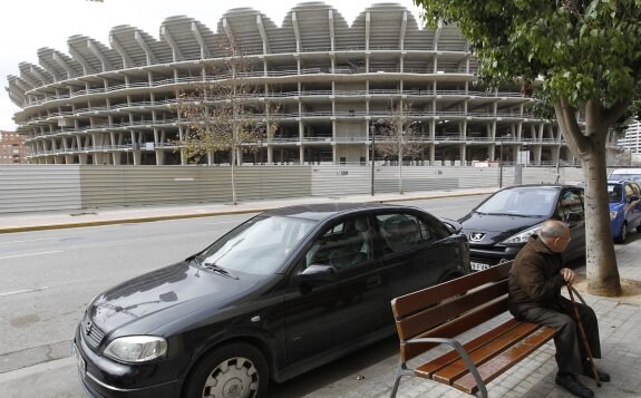 Estructura de hormigón del nuevo estadio del Valencia.