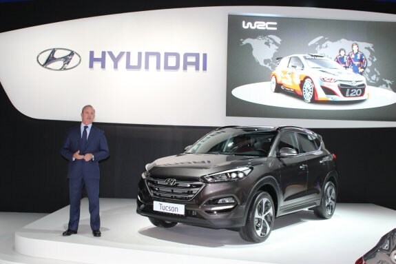 Polo Satrústegui, director de Hyundai España, mostró el nuevo Tucson a la prensa en Barcelona.