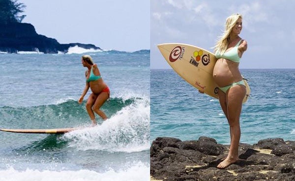 Bethany Hamilton surfea pese a estar embarazada de ocho meses.