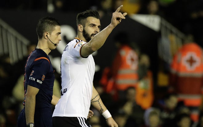 Negredo ya es jugador del Valencia