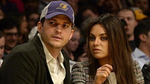 Ashton Kutcher y Mila Kunis en una imagen de archivo.