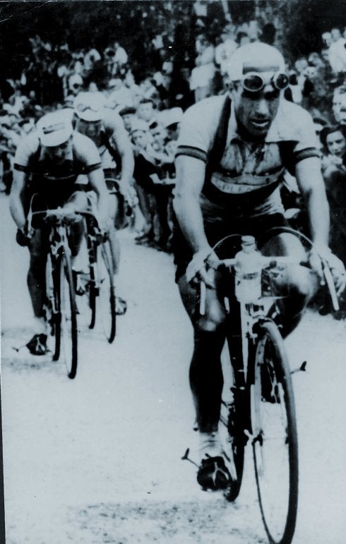 Bernardo Ruiz ganó la Vuelta en 1948. :: lp