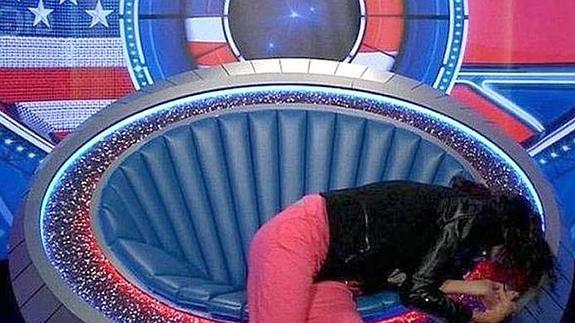 Emiten un desmayo en directo en 'GH' británico