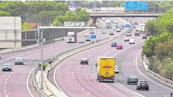 Las obras de duplicación en esta carretera también se anunciaron para 2015.