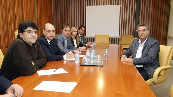 Ortiz reunido con el equipo de gobierno de Alicante.