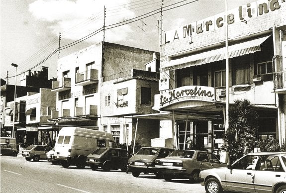 Restaurante La Marcelina antes de la remodelación de la zona.:: josé marínInterior de Venta de l'Home.:: lp