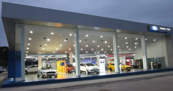 Las nuevas instalaciones de Ford Valsur-Car se encuentran en la Gran Vía Castell de Bayren de Gandia.