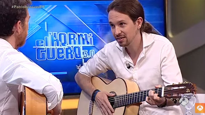 Pablo Iglesias canta por Javier Krahe en 'El Hormiguero'.