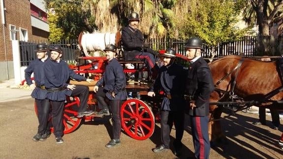 Los Bomberos de Valencia participan en un calendario solidario