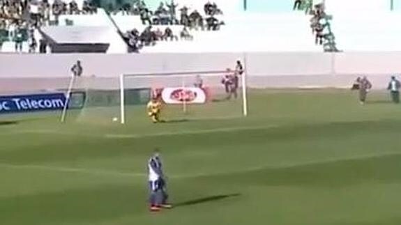 Gol por error del portero