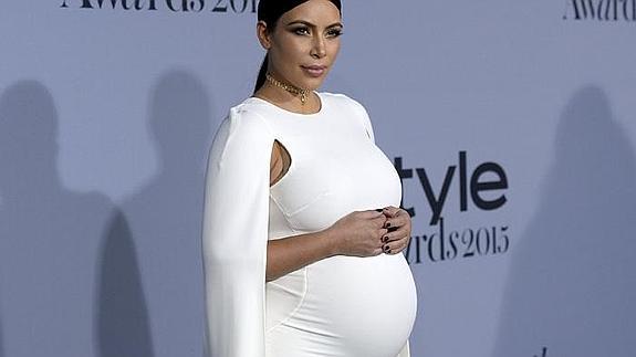 Kim Kardashian posa en una imagen de archivo de los premios InStyle 2015. 