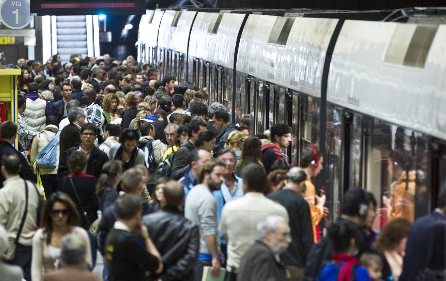 El Consell congela los precios del transporte público para 2016