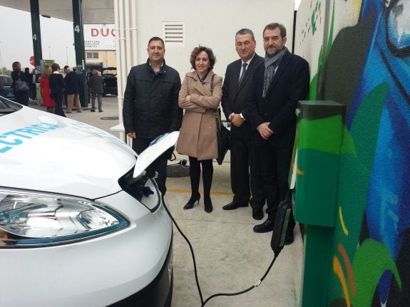 La cooperativa eléctrica de Guadassuar pone en marcha la primera electrolinera