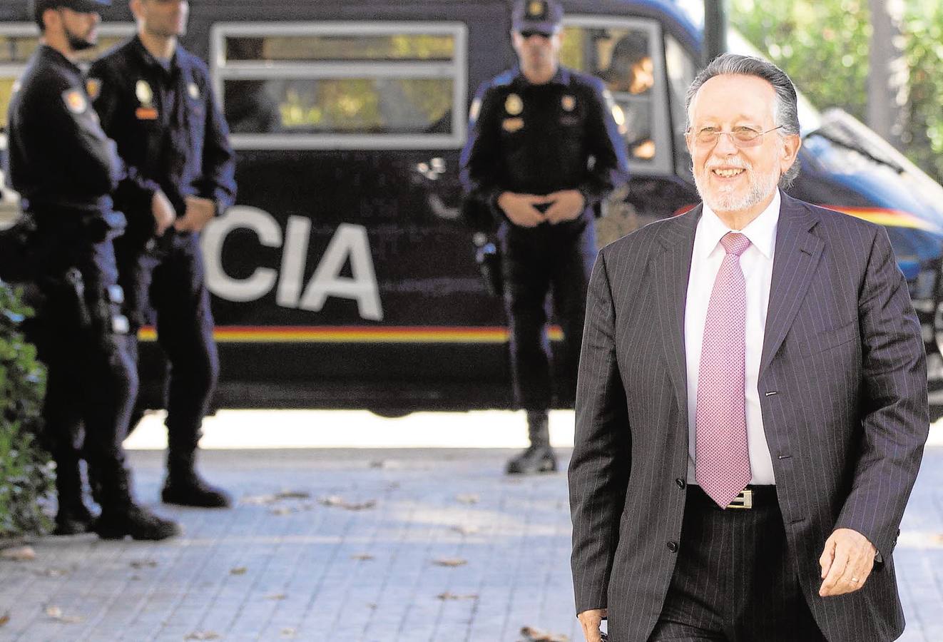 Alfonso Grau: «Que cada palo aguante su vela y eso incluye desde el Rey hasta el ciudadano 47 millones»