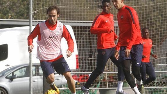 Joan verdú, en su primer entrenamiento con el Levante UD.