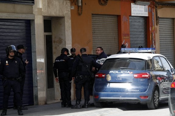 Tres detenidos y cuatro heridos en una pelea con disparos entre clanes