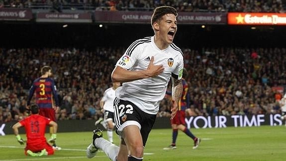 El golazo de Santi Mina al Barça